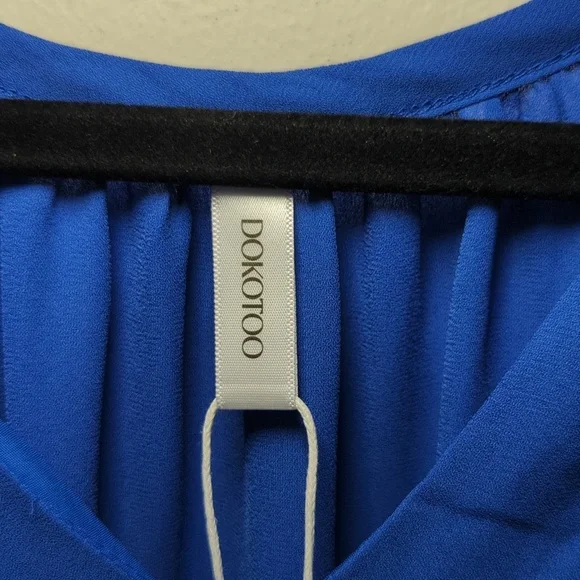 Dokotoo Bishop Sleeve Blouse Royal Blue V-neck NEW Women's Size L - Picture 2 of 6
